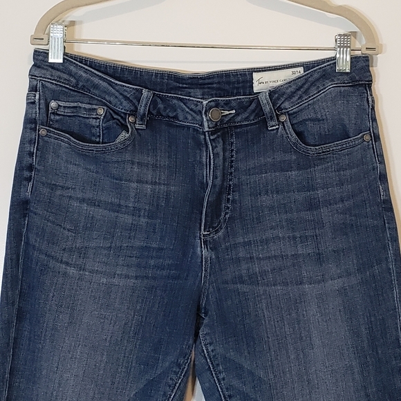 Two by Vince Camuto Jeans Size 14 Stretch Hi Rise Frayed Hem Fading Whiskering - Picture 2 of 13